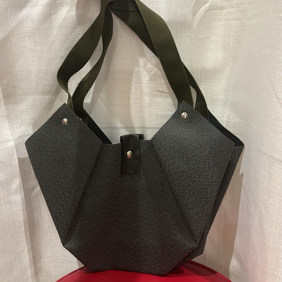 NADA Paris Tulip Synthetic Bag - Picture 2 of 5